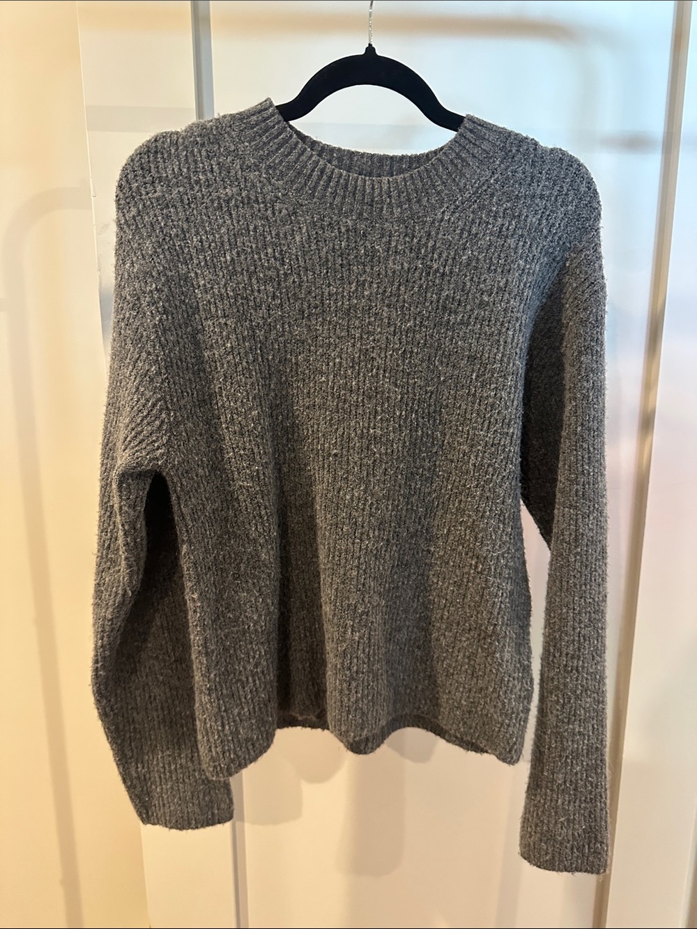 H&M Heather Gray Ribbed Crewneck Sweater